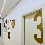 Family بيت شباب