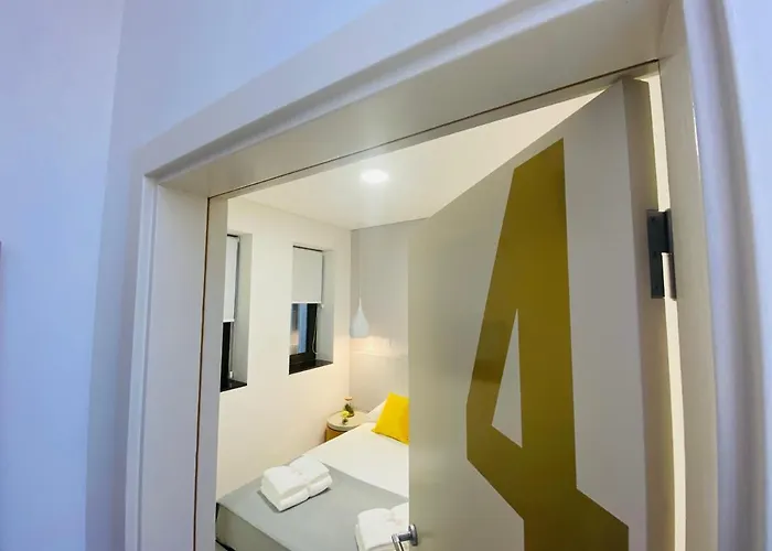 Family Hostel *